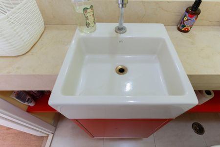 Apartamento à venda com 142m², 4 quartos e 2 vagasLavabo