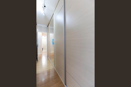 Apartamento à venda com 142m², 4 quartos e 2 vagasCloset da suíte 1