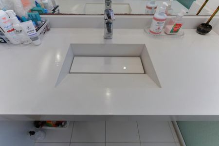 Apartamento à venda com 142m², 4 quartos e 2 vagasBanheiro da suíte 1