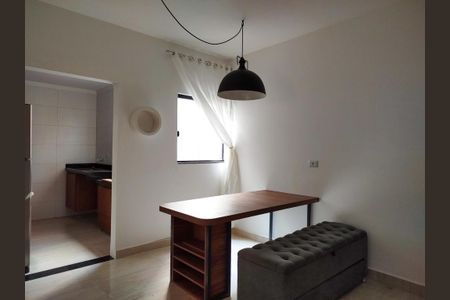 Sala de apartamento para alugar com 1 quarto, 40m² em Vila Antonina, São Paulo