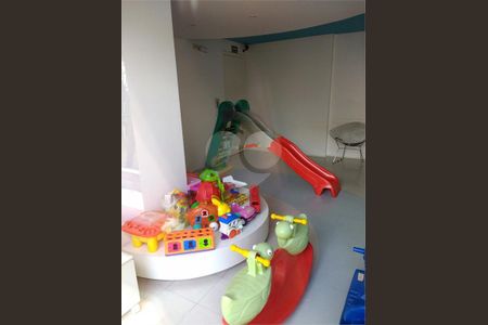 Apartamento à venda com 67m², 3 quartos e 1 vaga