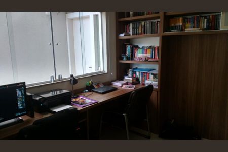 Casa à venda com 4 quartos, 178m² em Camboinhas, Niterói