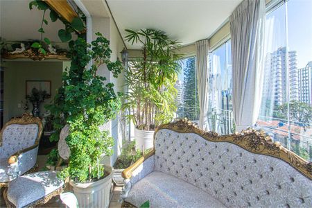 Apartamento à venda com 3 quartos, 193m² em Vila Congonhas, São Paulo