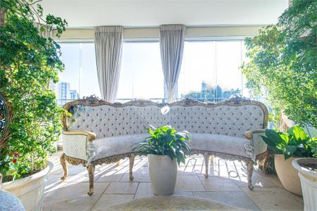 Apartamento à venda com 3 quartos, 193m² em Vila Congonhas, São Paulo
