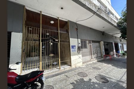 Apartamento para alugar com 59m², 2 quartos e sem vagaFachada + plaquinha