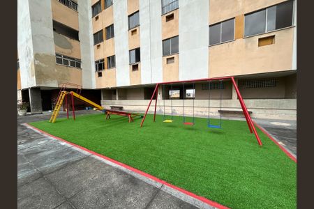 Apartamento para alugar com 59m², 2 quartos e sem vagaÁrea comum - Playground