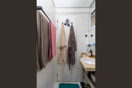 Apartamento à venda com 51m², 2 quartos e 2 vagasBanheiro da Suíte