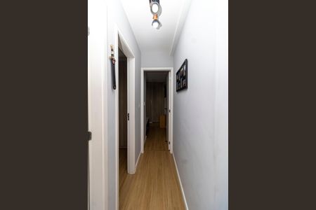 Apartamento à venda com 51m², 2 quartos e 2 vagasCorredor - Quartos