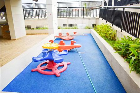 Apartamento à venda com 51m², 2 quartos e 2 vagasÁrea comum - Playground