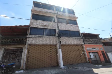 Casa para alugar com 70m², 2 quartos e 1 vagaFachada