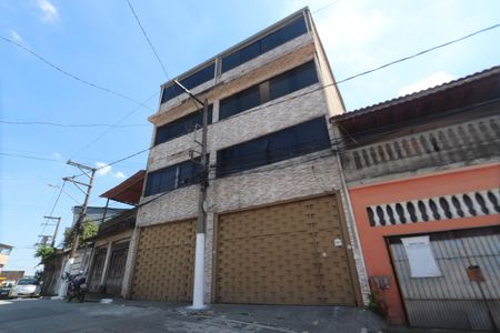 Casa para alugar com 70m², 2 quartos e 1 vagaFachada