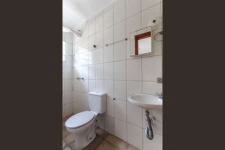 Banheiro de casa para alugar com 1 quarto, 35m² em Jardim Brasilia, São Paulo