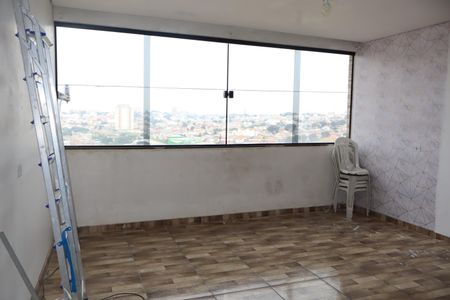 Casa para alugar com 70m², 2 quartos e 1 vagaSala