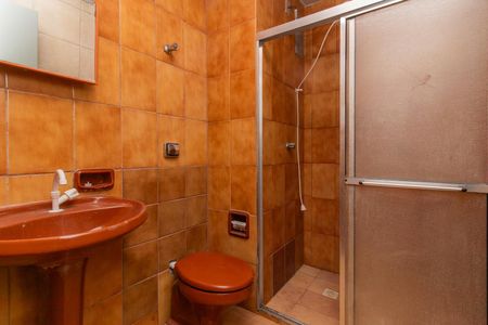 Banheiro de apartamento para alugar com 1 quarto, 32m² em Centro Histórico, Porto Alegre