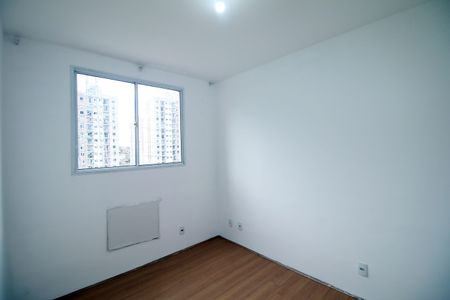 Quarto 1 de apartamento para alugar com 2 quartos, 48m² em Irajá, Rio de Janeiro