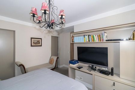 Apartamento à venda com 116m², 2 quartos e 2 vagas Apartamento à venda com 116m², 2 quartos e 2 vagasQuarto Suíte 1