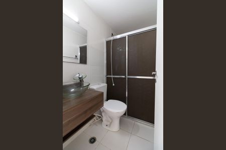 Apartamento para alugar com 65m², 3 quartos e 1 vaga Apartamento para alugar com 65m², 3 quartos e 1 vagaBanheiro 2