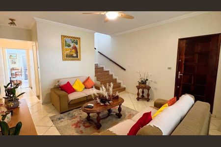 Casa à venda com 3 quartos, 191m² em Quitaúna, Osasco