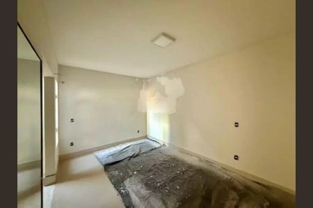 Casa à venda com 144m², 4 quartos e 2 vagas Casa à venda com 144m², 4 quartos e 2 vagasFoto 19