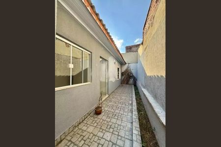 Casa à venda com 144m², 4 quartos e 2 vagas Casa à venda com 144m², 4 quartos e 2 vagasFoto 12