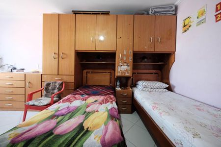 Casa à venda com 145m², 3 quartos e 2 vagasSuíte 2