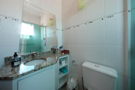 Casa à venda com 145m², 3 quartos e 2 vagasSuíte 2