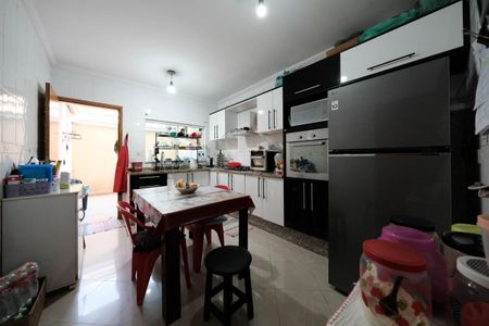 Casa à venda com 145m², 3 quartos e 2 vagasCozinha