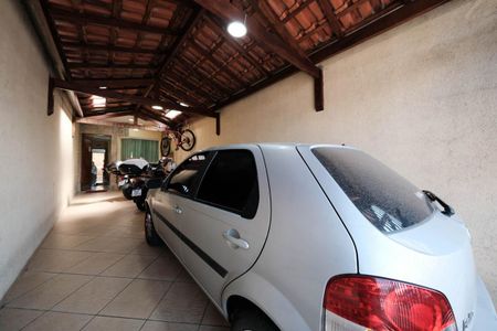 Casa à venda com 145m², 3 quartos e 2 vagasGaragem