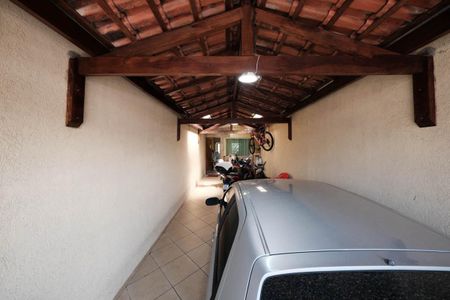 Casa à venda com 145m², 3 quartos e 2 vagasGaragem