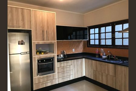 Casa à venda com 3 quartos, 186m² em Adalgisa, São Paulo