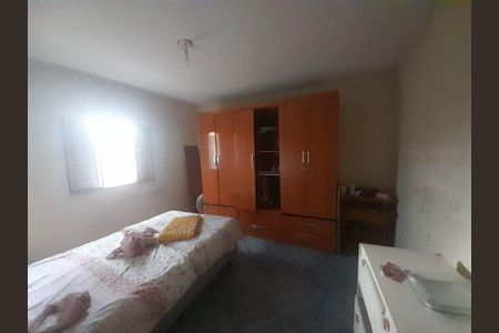 Casa à venda com 2 quartos, 110m² em Veloso, Osasco