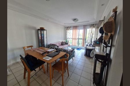 Apartamento à venda com 2 quartos, 60m² em Jardim Helena, Taboão da Serra