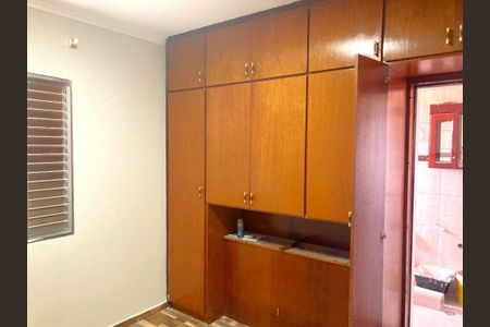 Casa à venda com 3 quartos, 110m² em Bela Vista, Osasco