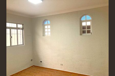 Casa à venda com 3 quartos, 110m² em Bela Vista, Osasco