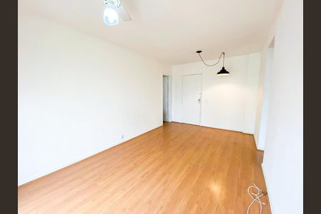 Apartamento à venda com 70m², 2 quartos e 1 vaga