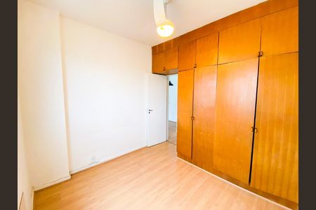 Apartamento à venda com 70m², 2 quartos e 1 vaga