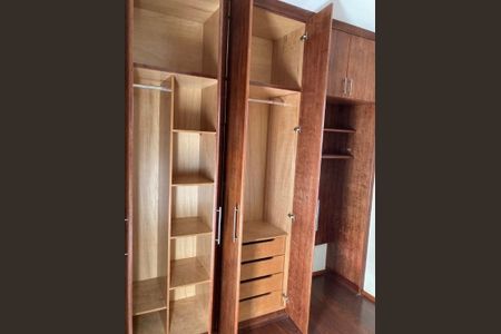 Casa à venda com 4 quartos, 150m² em Vila Osasco, Osasco