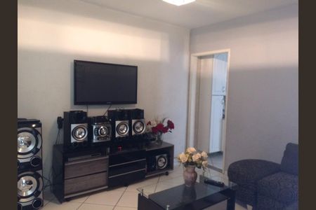 Casa à venda com 3 quartos, 85m² em Vila Yolanda, Osasco