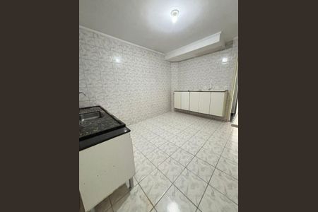Casa à venda com 2 quartos, 78m² em Vila Yolanda, Osasco