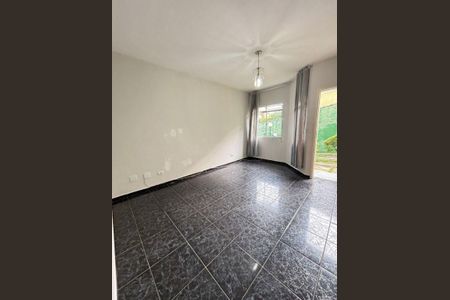 Casa à venda com 2 quartos, 78m² em Vila Yolanda, Osasco