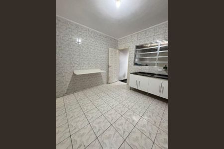 Casa à venda com 2 quartos, 78m² em Vila Yolanda, Osasco