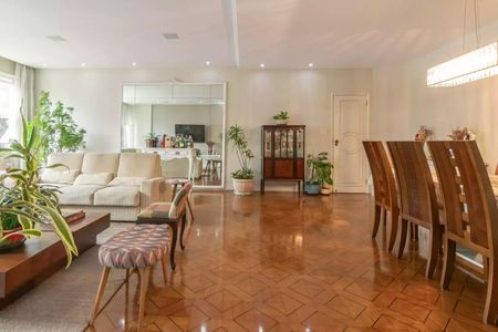 Apartamento à venda com 230m², 3 quartos e 1 vaga