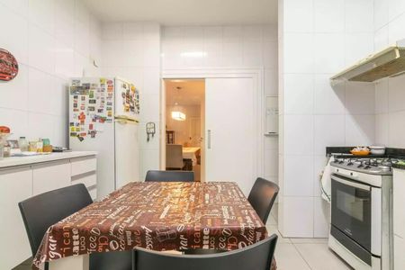 Apartamento à venda com 230m², 3 quartos e 1 vaga