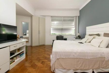 Apartamento à venda com 230m², 3 quartos e 1 vaga
