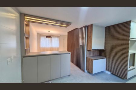 Casa de Condomínio para alugar com 3 quartos, 140m² em Vargem Grande, Rio de Janeiro