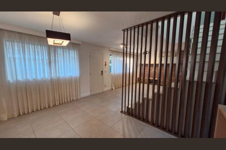 Casa de Condomínio para alugar com 3 quartos, 140m² em Vargem Grande, Rio de Janeiro