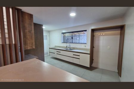 Casa de Condomínio para alugar com 3 quartos, 140m² em Vargem Grande, Rio de Janeiro