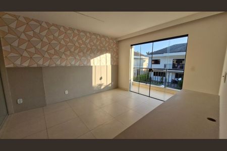 Casa de Condomínio para alugar com 3 quartos, 140m² em Vargem Grande, Rio de Janeiro