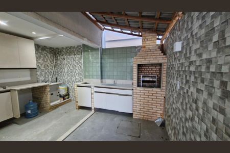Casa de Condomínio para alugar com 3 quartos, 140m² em Vargem Grande, Rio de Janeiro