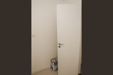 Apartamento para alugar com 172m², 3 quartos e 4 vagas Apartamento para alugar com 172m², 3 quartos e 4 vagasQuarto de Serviço